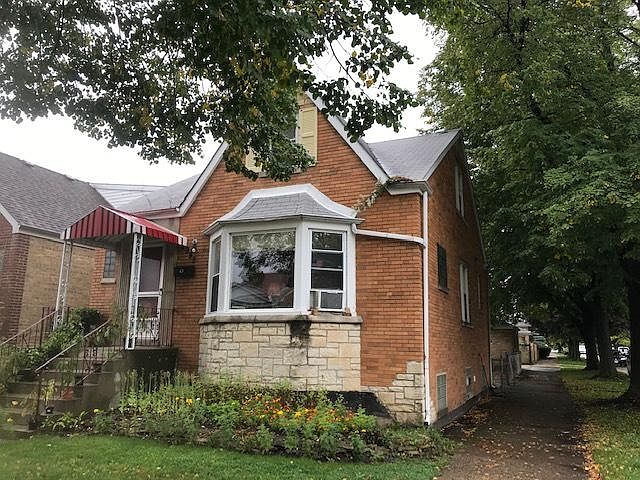 2nd image of 2958 N Neenah Ave