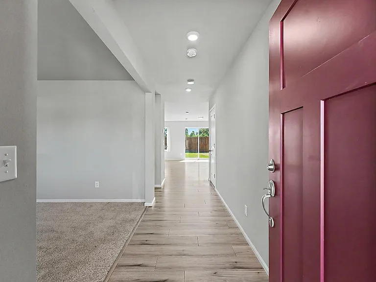 15065 Iverson Loop SE — Photo 3
