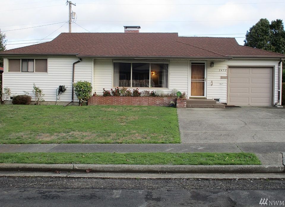 1st image of 2452 Veldee Ave