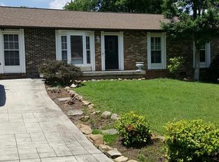 6717 Westgrove Dr, Knoxville, TN 37919