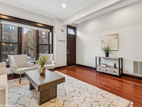 5th image of 1416 W Superior St APT 1F