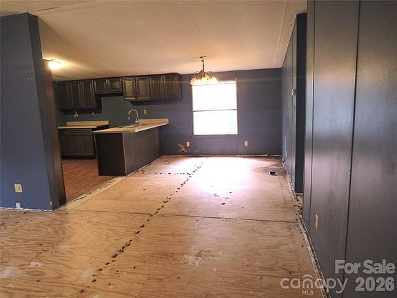2nd image of 153 Ridgewood St