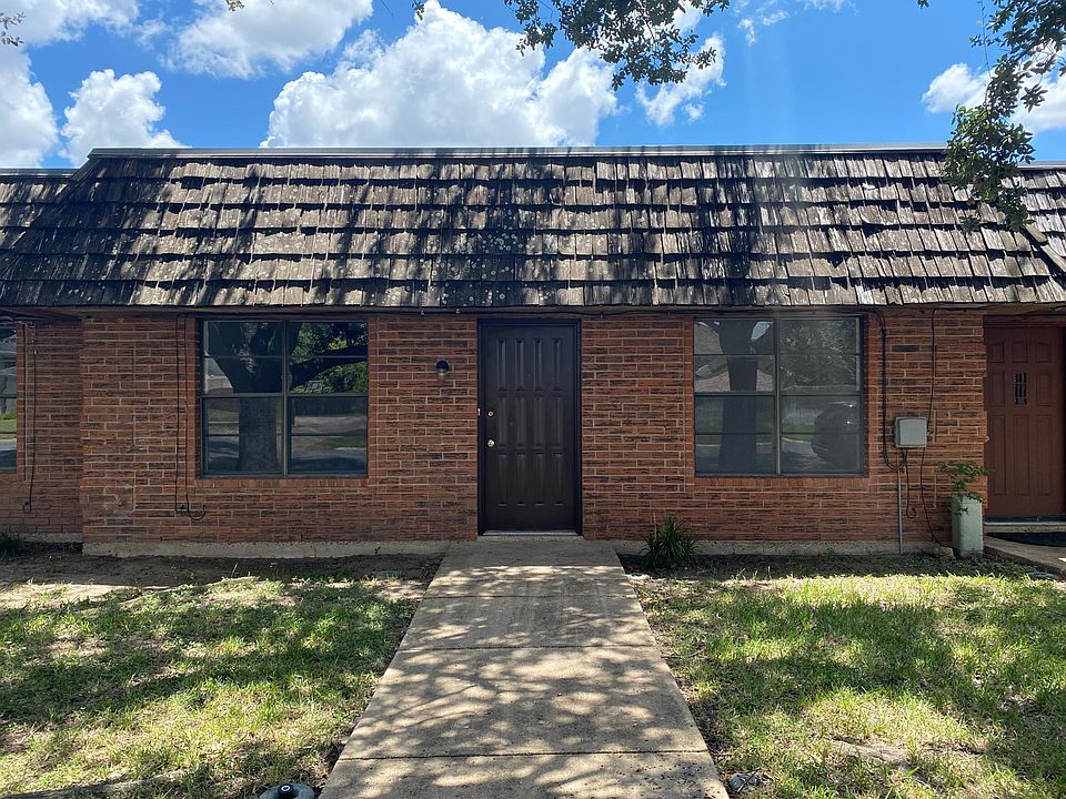 1st image of 309 Forest Hills Dr #14