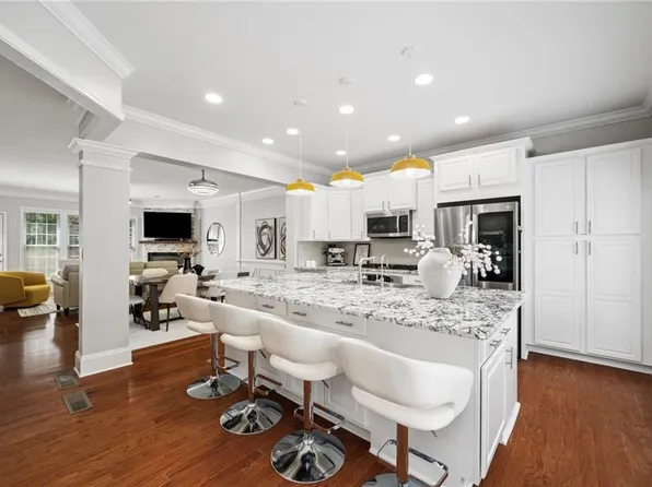 2872 Overlook Way NE, Atlanta, GA 30324