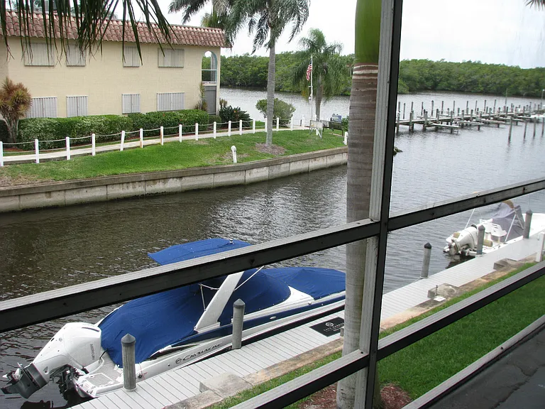 2600 S Kanner Hwy #W8 — Photo 13
