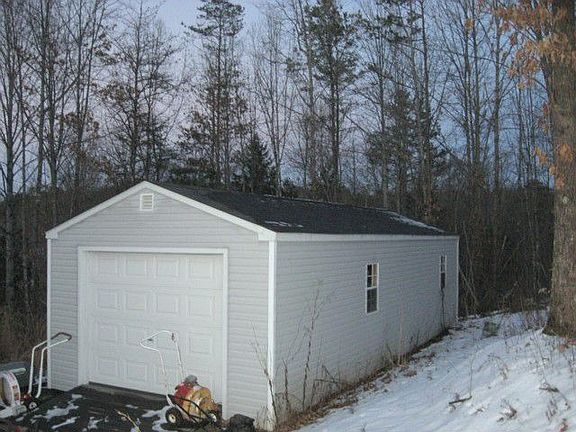 Attached & Detached Garage