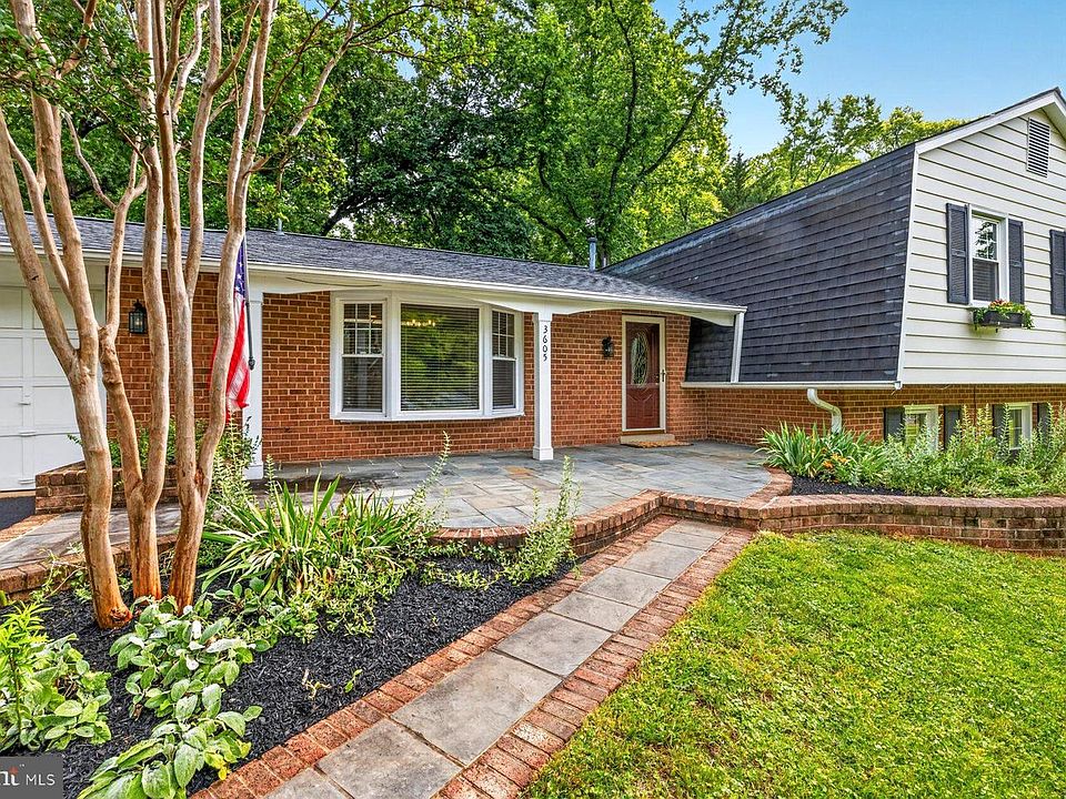 2nd image of 3605 John Carroll Dr