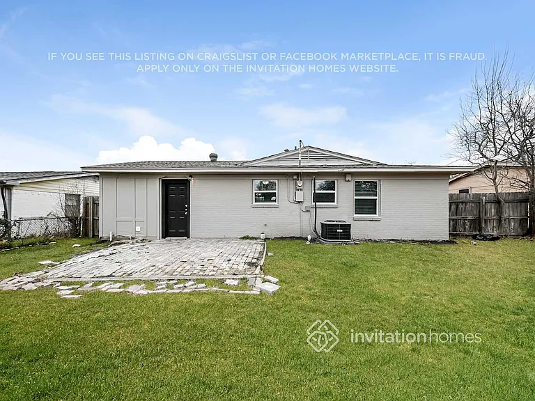2740 Blue Ridge Dr — Photo 15
