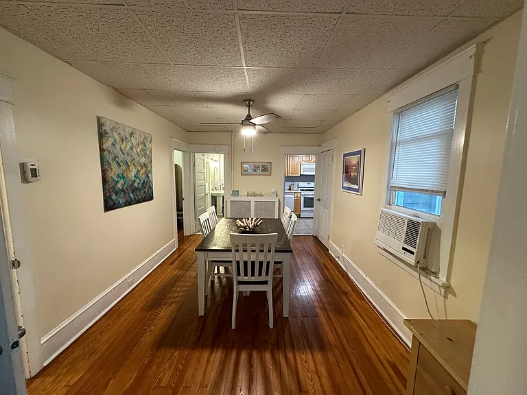 509 E 7th St #1 — Photo 3