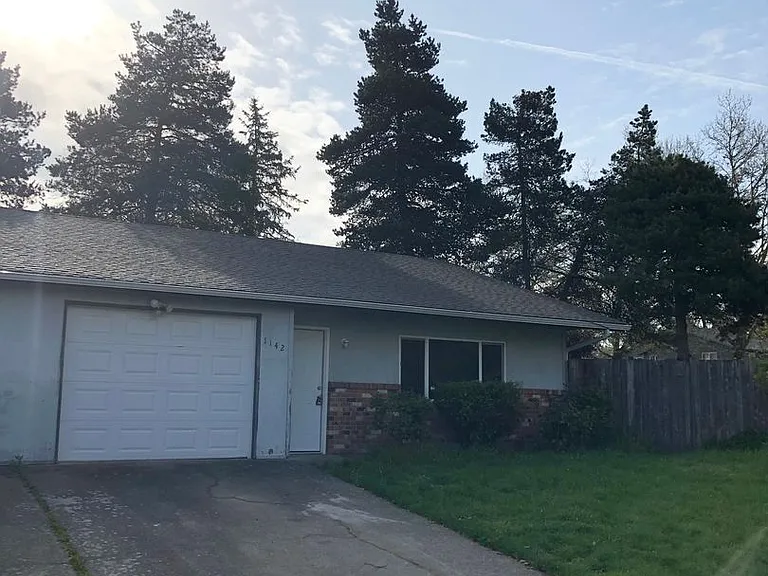 EM1112-B — Photo 21