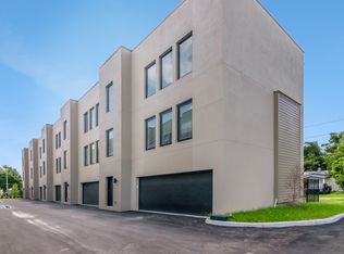 6800 N Nebraska Ave #10, Tampa, FL 33604