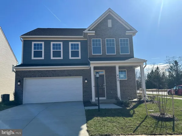 400 Silver Birch Dr, Ranson, WV 25438