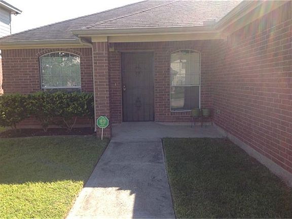 Close up of homes front view.