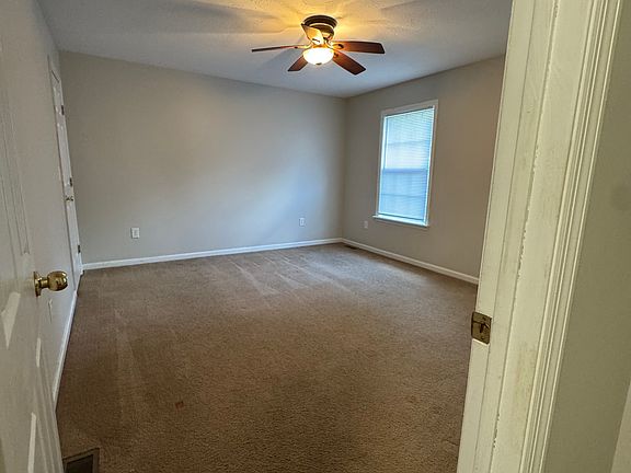 5th image of 1032 Blackwell Ct