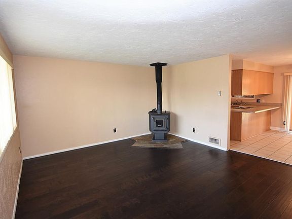 3rd image of 4360 E Greenwillow Ln