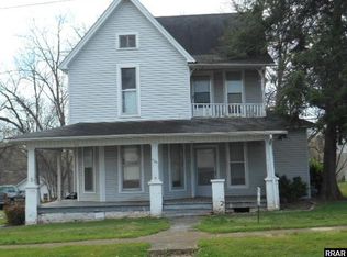 304 Broad St, Greenfield, TN 38230