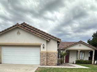 28505 Mission Dr, Menifee, CA 92584