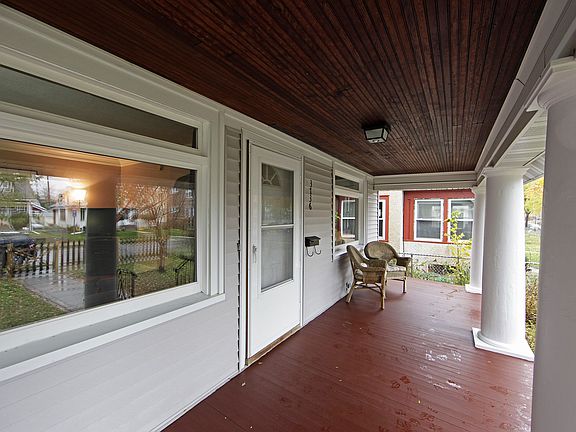 5th image of 3736 11th Ave S