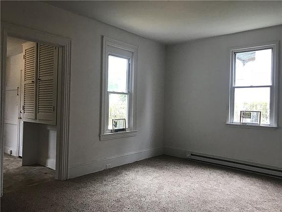 5th image of 25 Pennsylvania Ave