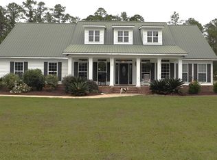 85 Pine Hollow Dr, Nahunta, GA 31553