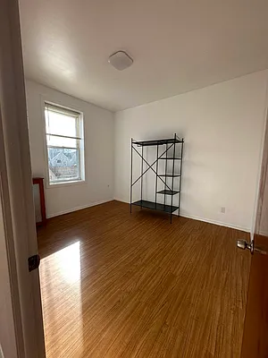 Rented by Concrete Jungle Realty | media 15