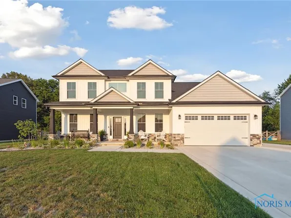 952 Wilkshire Dr, Waterville, OH 43566