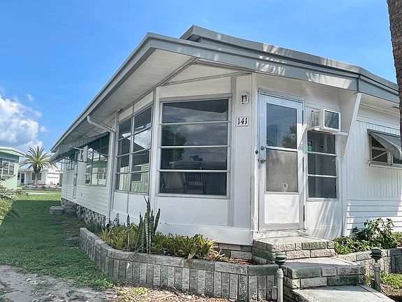 4th image of 249 Jasper St Lot 141