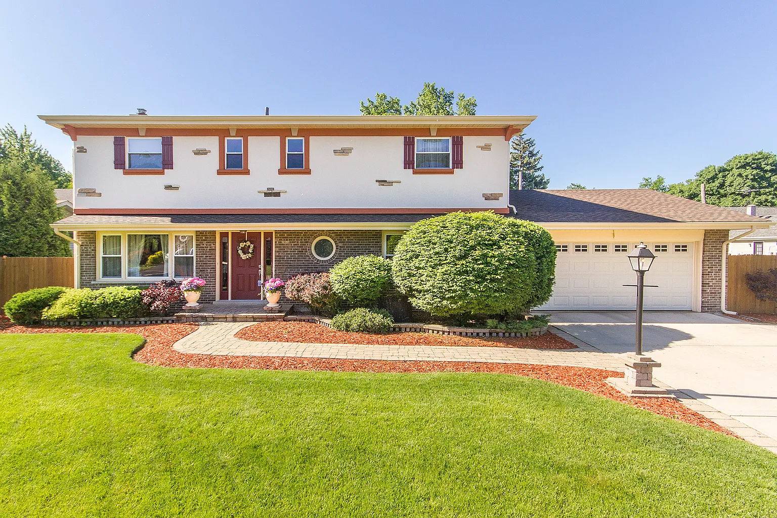 1011 W Woodland Ave photo 1