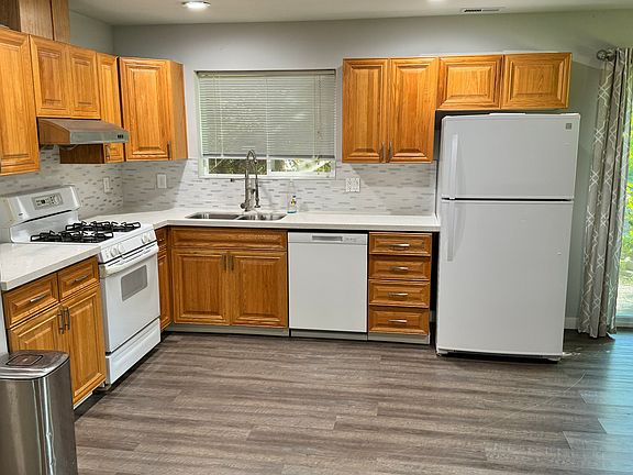 2nd image of 12202 42nd Ave S #2