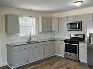 11 Beech St, Springfield, MA 01105