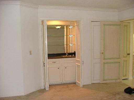 5th image of 7926 BROADWAY #608F