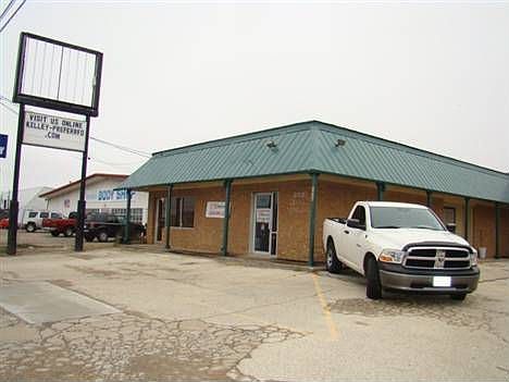 1st image of 2420 E Highway 190