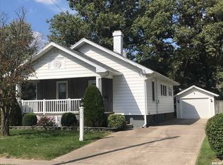 1204 Rockwell St, Kewanee, IL 61443