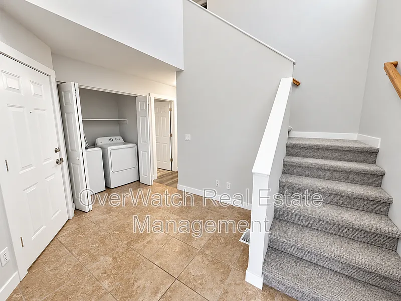 3 bed, 2.0 bath, $2,800 — Photo 3