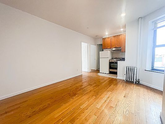 1st image of 87 Graham Ave APT 22