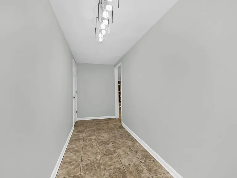 613 Channell Dr — Photo 21