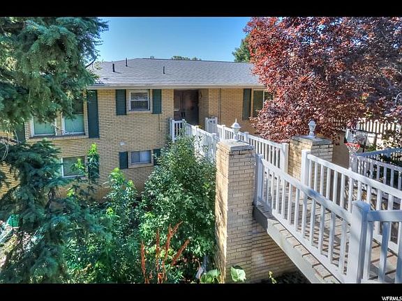 2nd image of 2444 E Sunnyside Ave