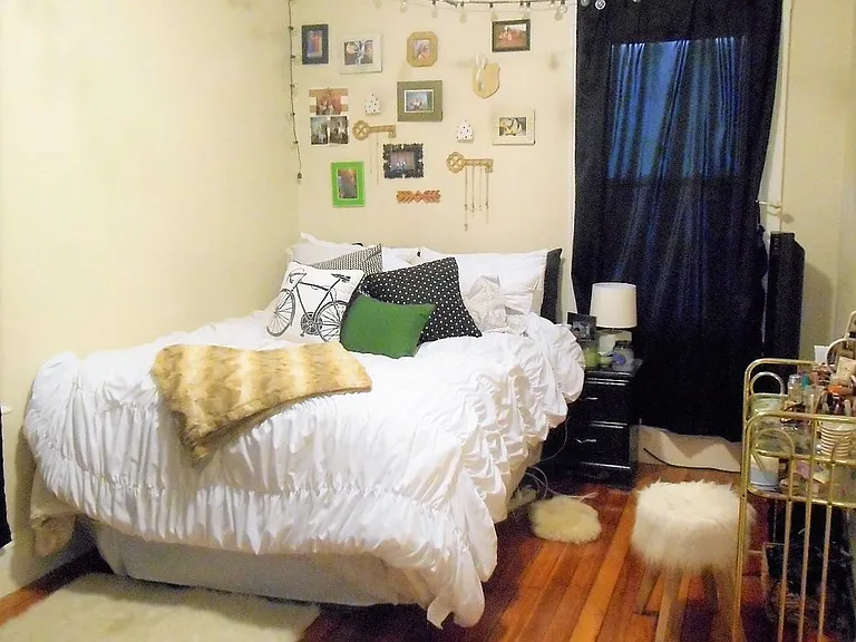 15 Rowell St #1 — Photo 6