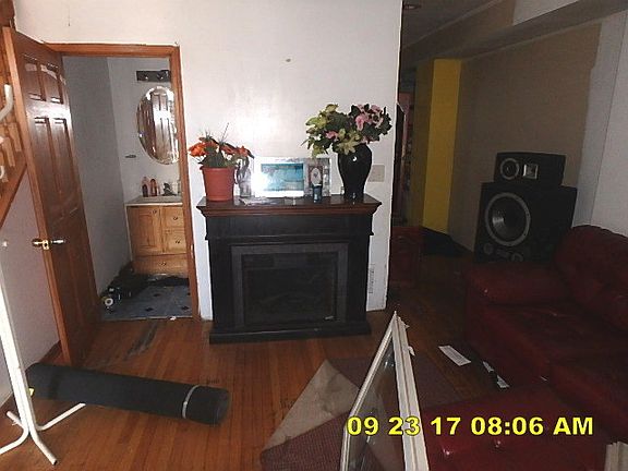 4th image of 619 S Campbell Ave