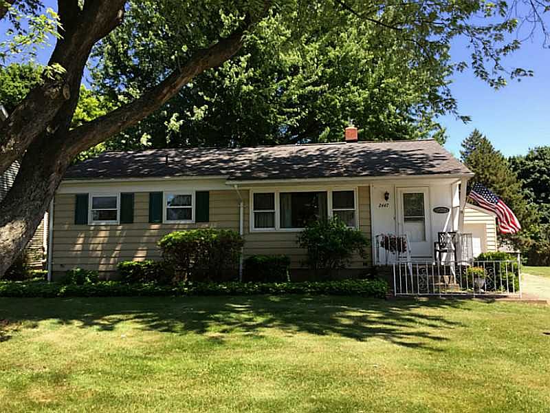 1st image of 2447 Byrd Dr