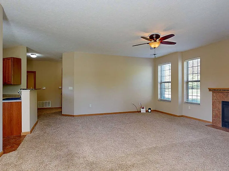 Stone Creek Villas — Photo 136