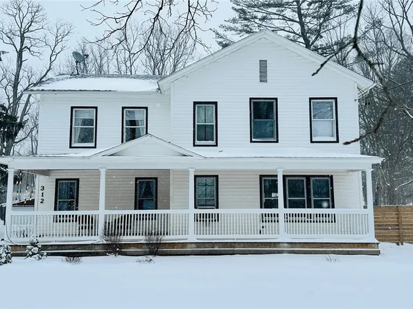 312 Center St, East Aurora, NY 14052