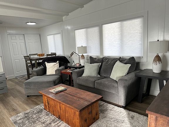 3rd image of 831 Palo Verde Drive