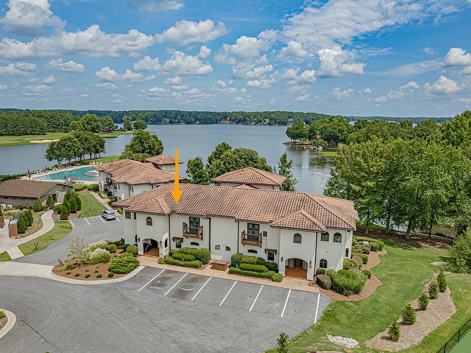 1st image of 473 Cuscowilla Dr