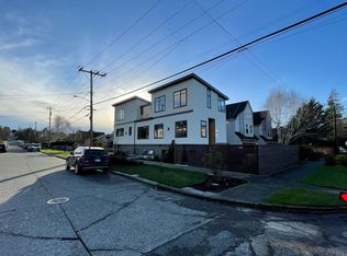 6001 SW Admiral Way #2, Seattle, WA 98116