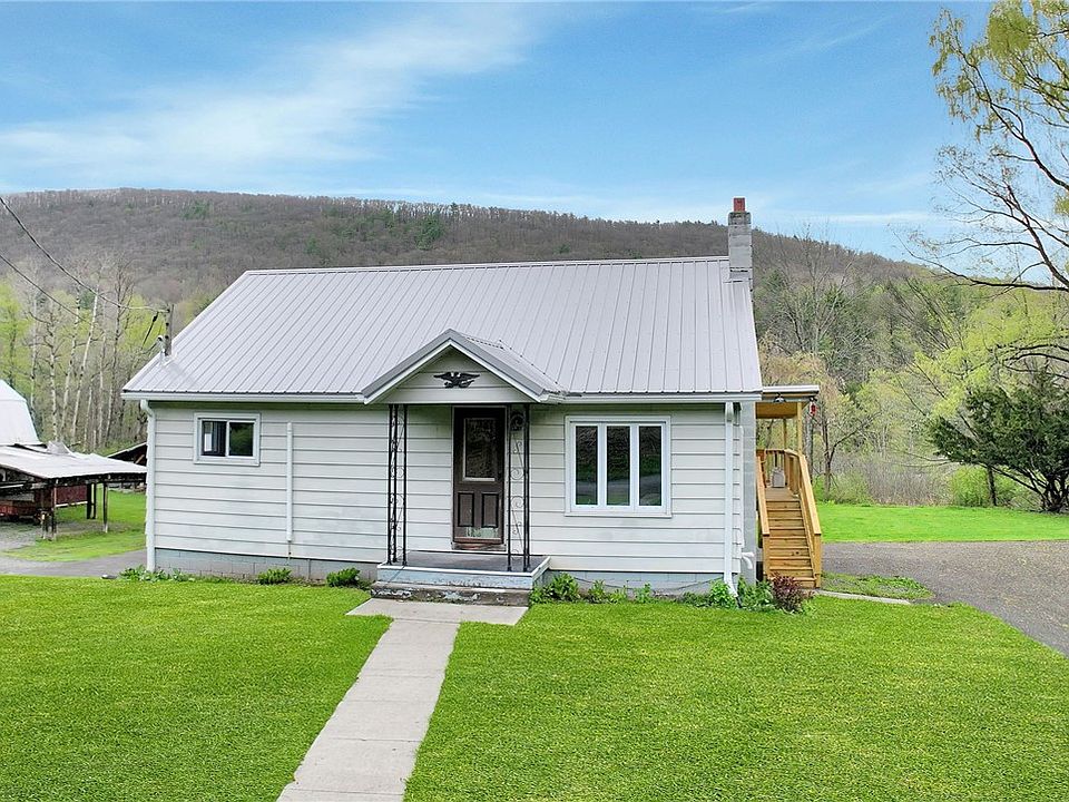 1st image of 439 Brown Rd