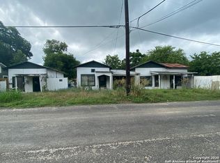 100 Wahrmund Ct, San Antonio, TX 78223