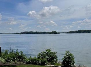 W10605W10607 Blackhawk Trl APT 4, Fox Lake, WI 53933