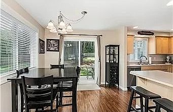 3rd image of 18819 Railroad Ave