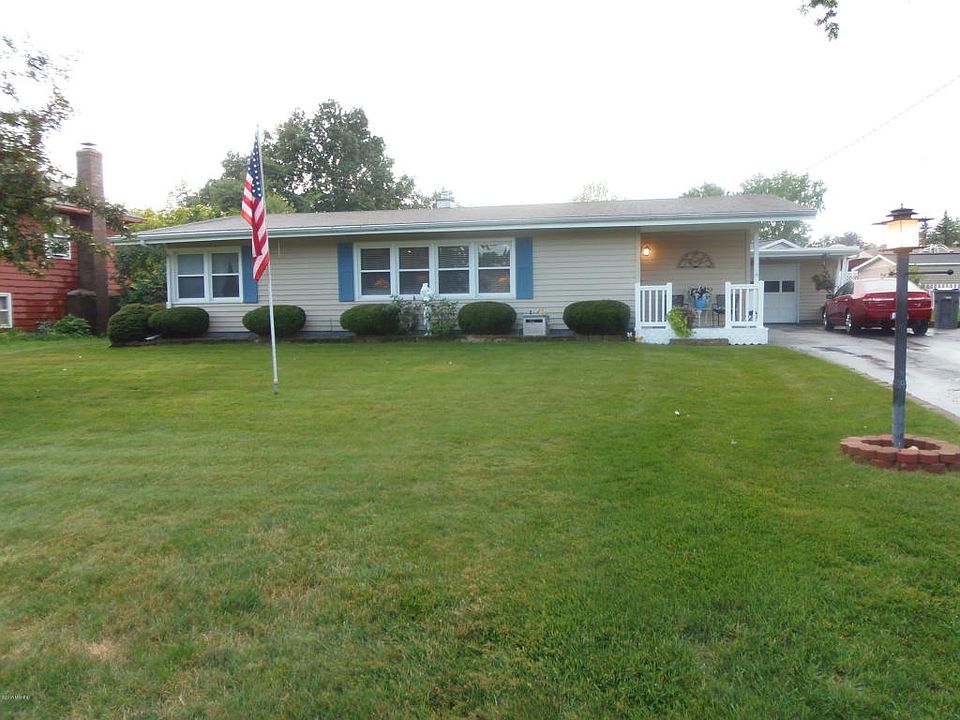 1st image of 523 Lincoln Lawns Dr NW